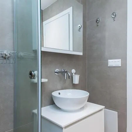 Kipseli New Modern Cosy Apt No 4
